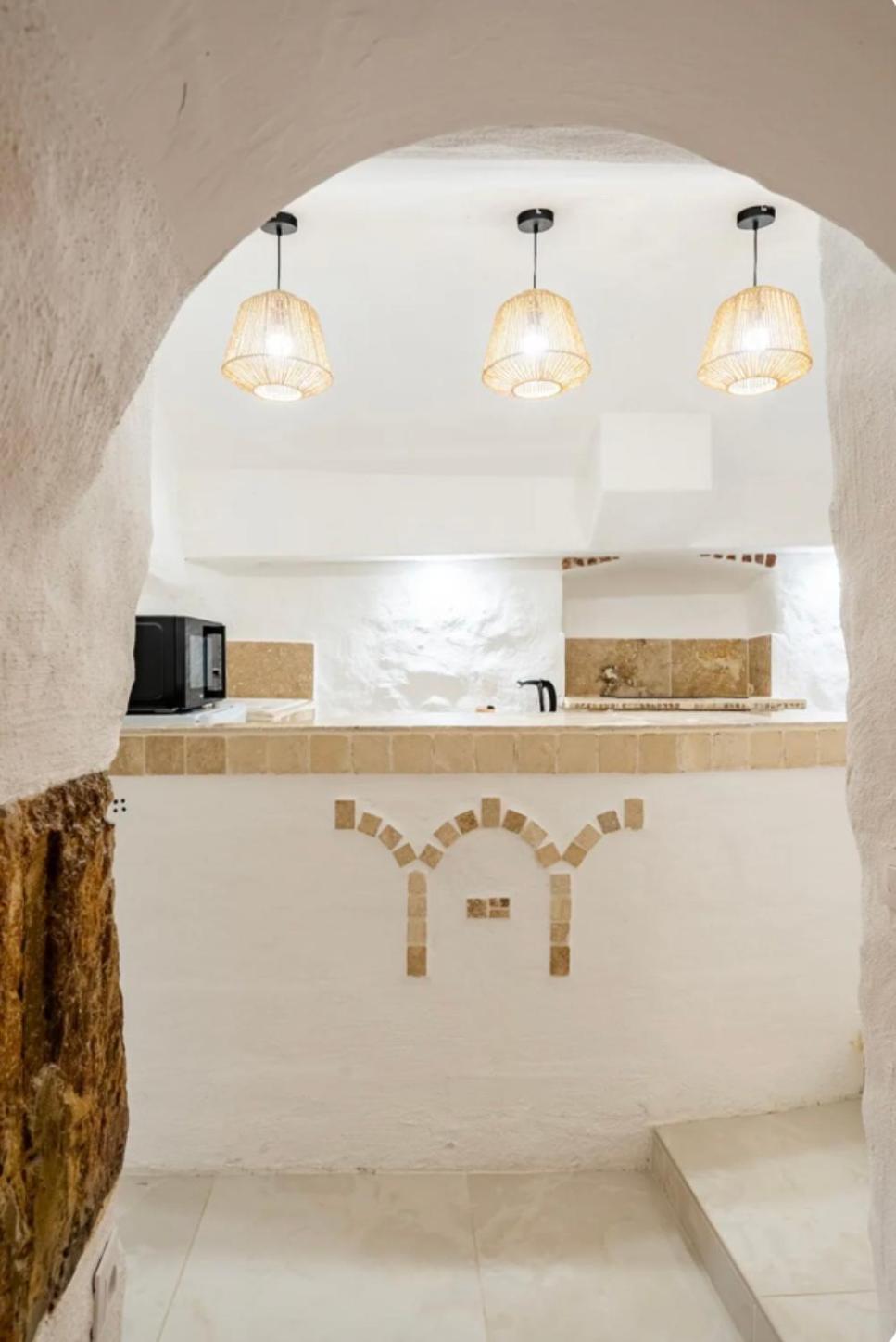 Le Temple D'Aphrodite, Appartement Avec Spa Vienne  Bagian luar foto